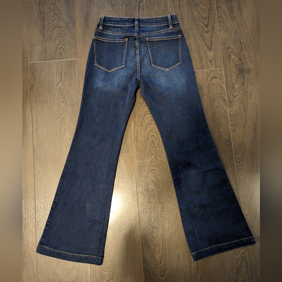 EUC Michael Kors Selma flare jeans - Picture 2 of 8